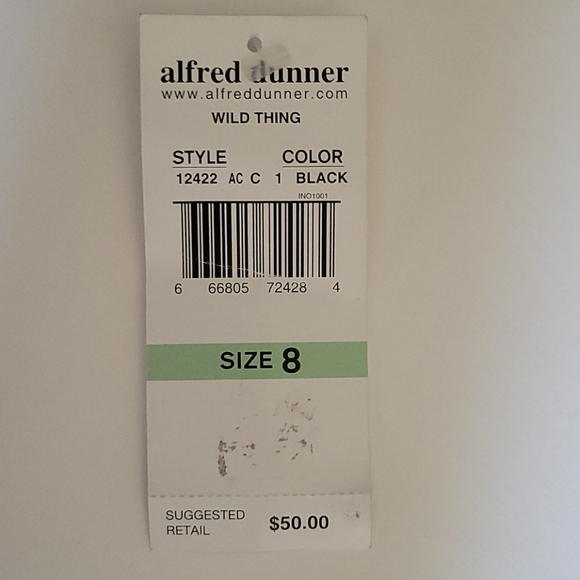 Alfred Dunner Pleated Full Skirt Black Size 8 - Picture 6 of 6